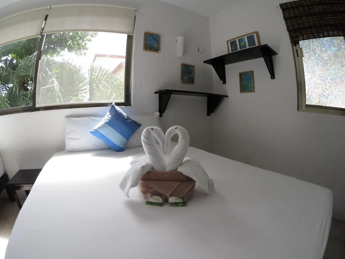 Casa Tucan Hotel 普拉亚卡门 2*,