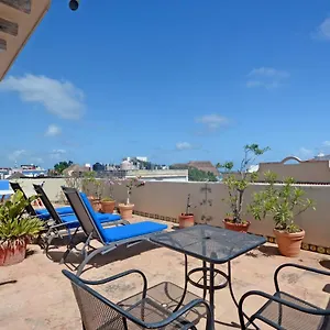 Hotel Boutique Delfin 5th Avenue, Playa del Carmen